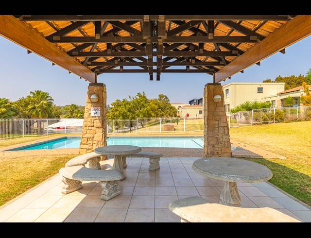 2 BEDROOM TOWNHOUSE FOR SALE IN BROADACRES